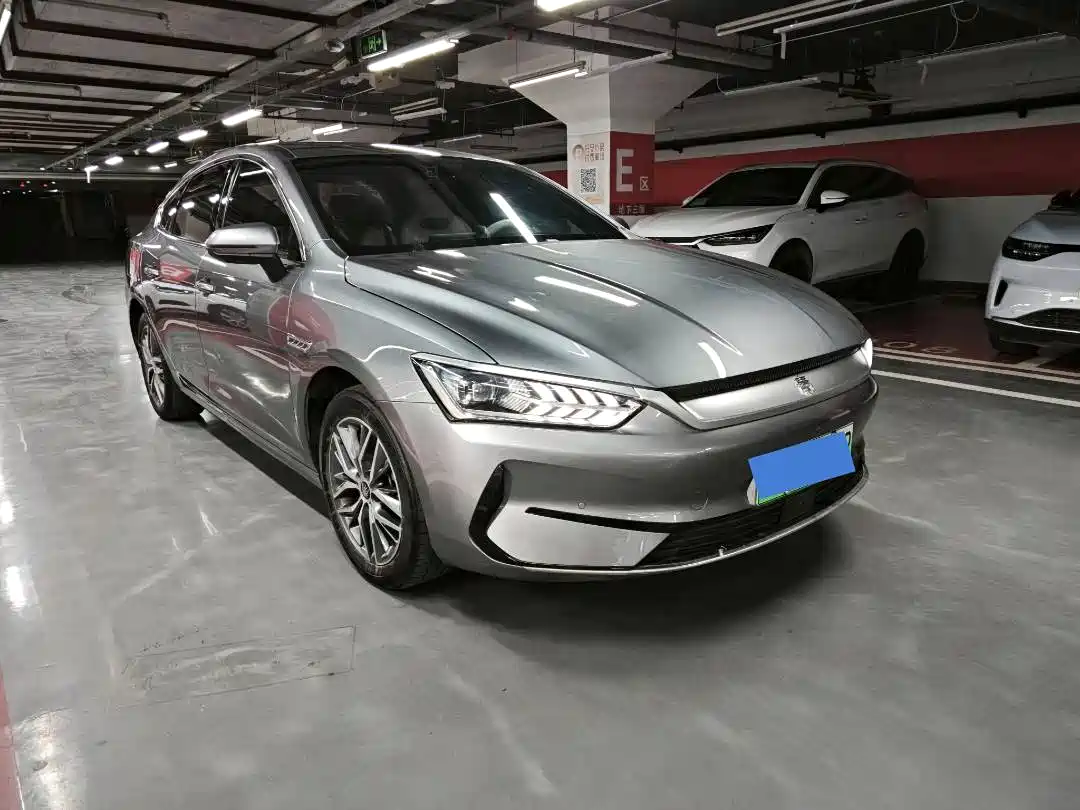BYD Qin PLUS 2024 Glory Edition EV 510KM Surpass фото 3