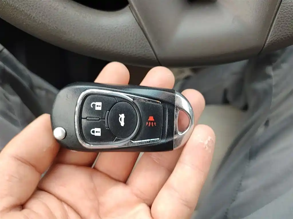 Chevrolet Cruze 2015 1.5L Classic SE AT фото 9