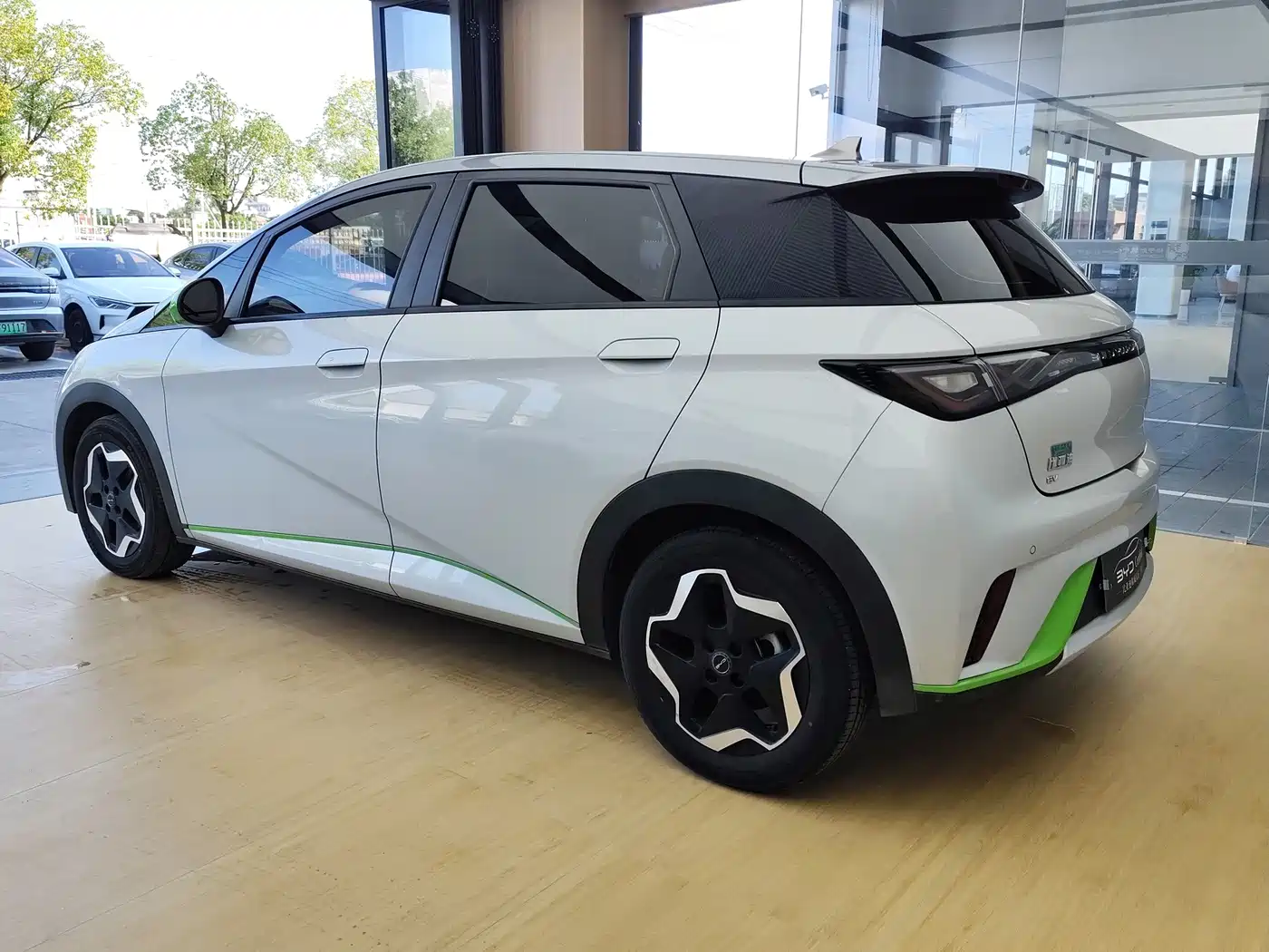 BYD Dolphin 2021 2021 Model 405km Fashion Edition