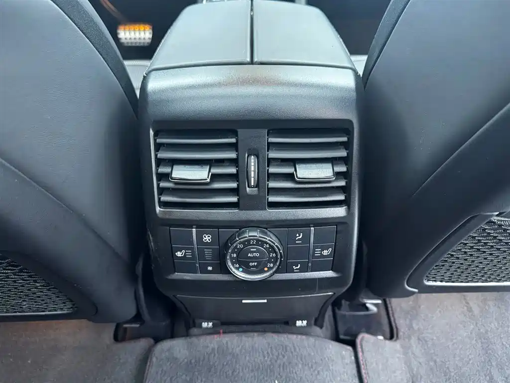 Mercedes-Benz GLS AMG 2017 AMG GLS 63 4MATIC фото 21