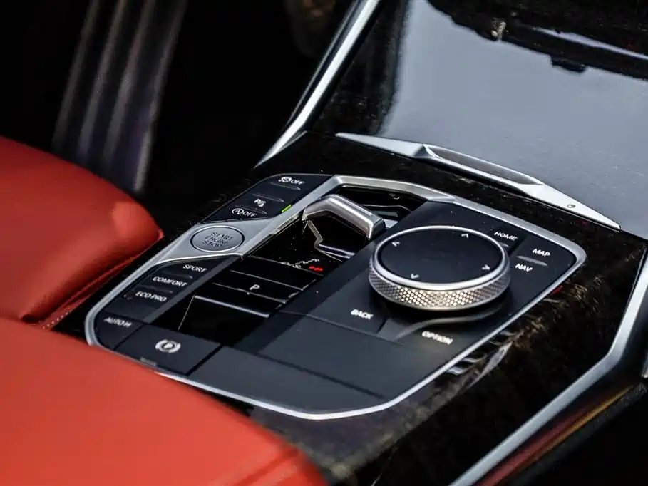 BMW 3 Series 2023 325Li M Sport Package фото 33