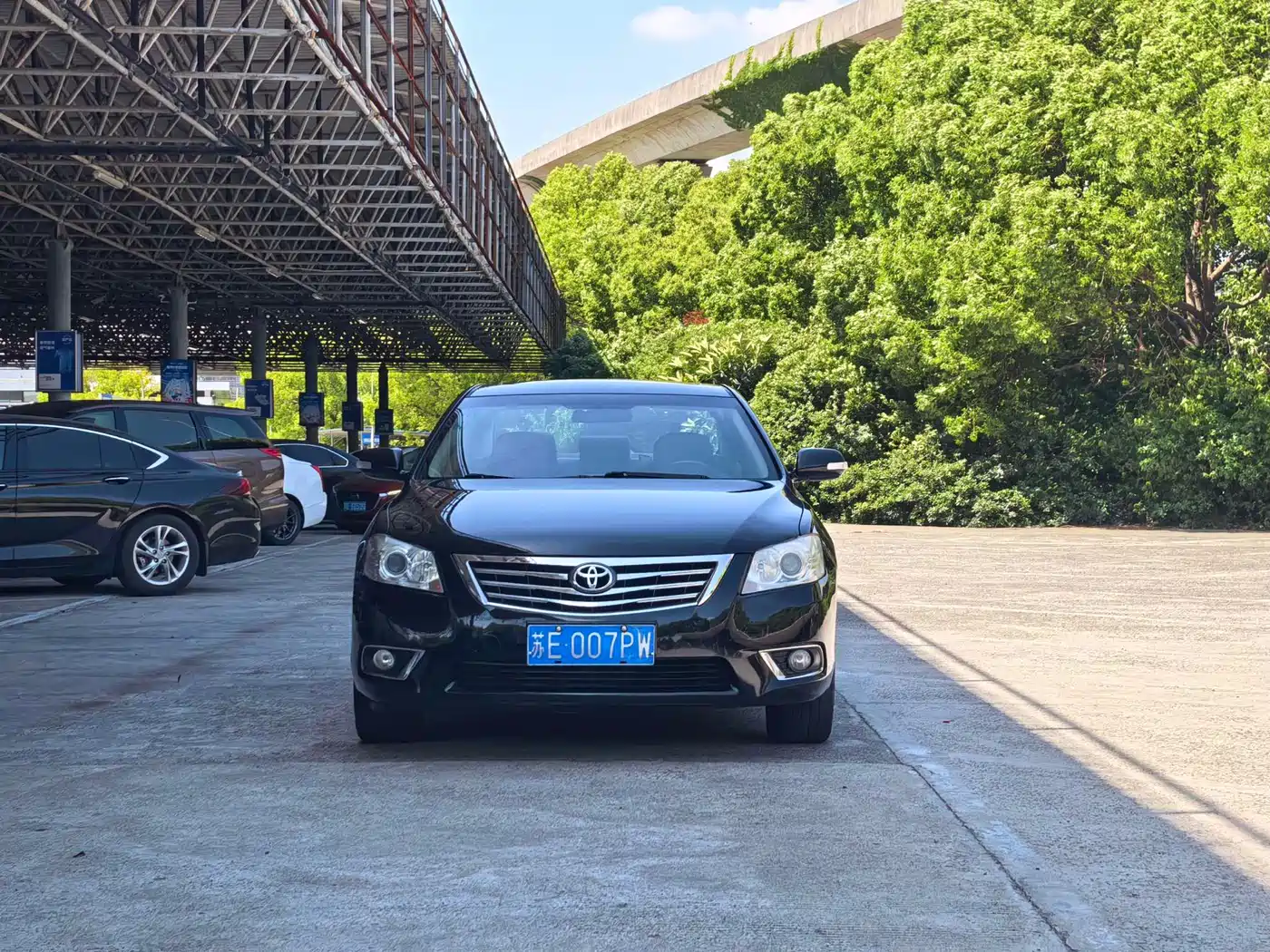 Toyota Camry 2011 240G Luxury Anniversary Edition фото 4