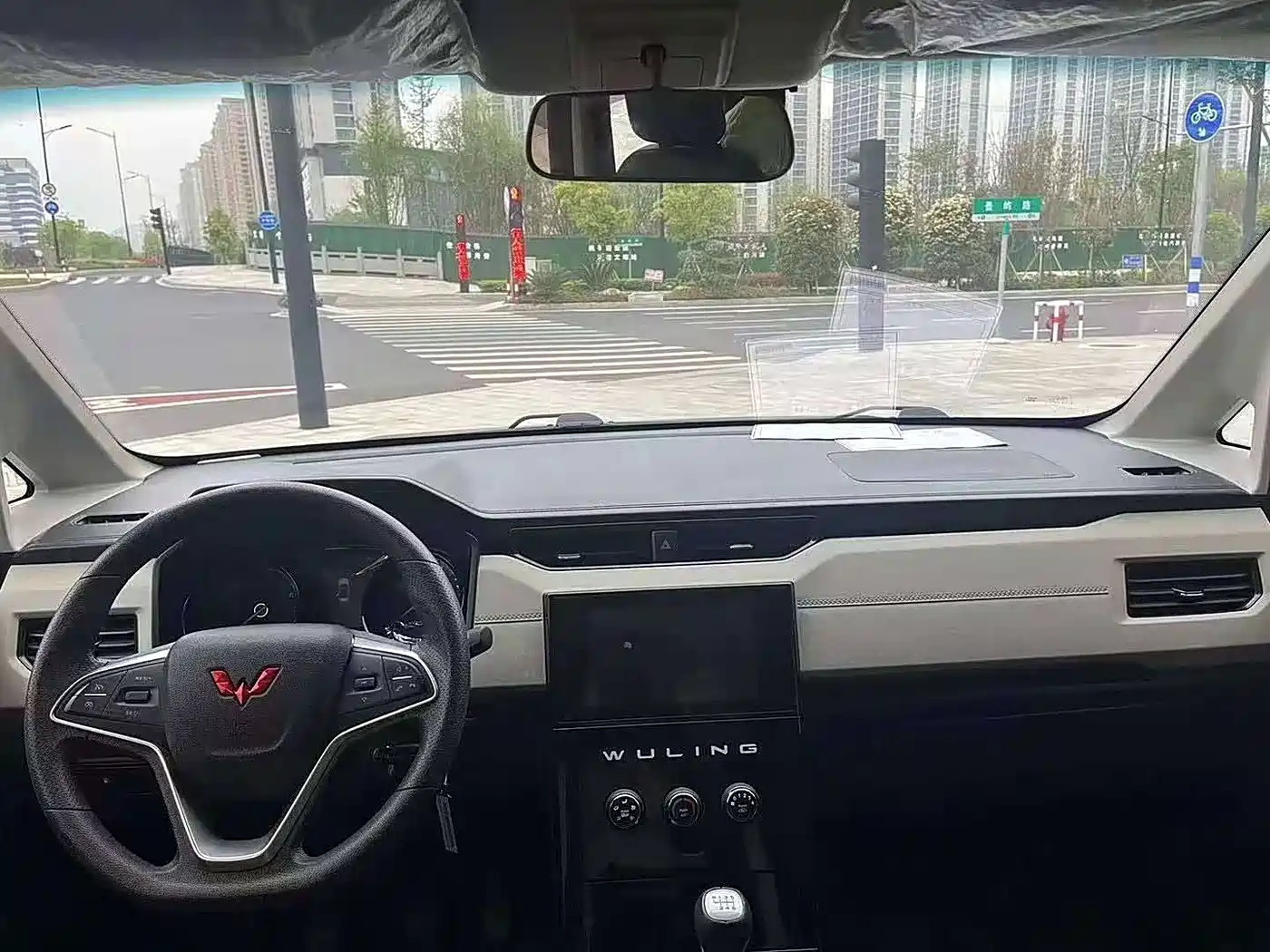 Wuling Motors Wuling Journey 2022 2021 1.5T Manual Luxury Edition