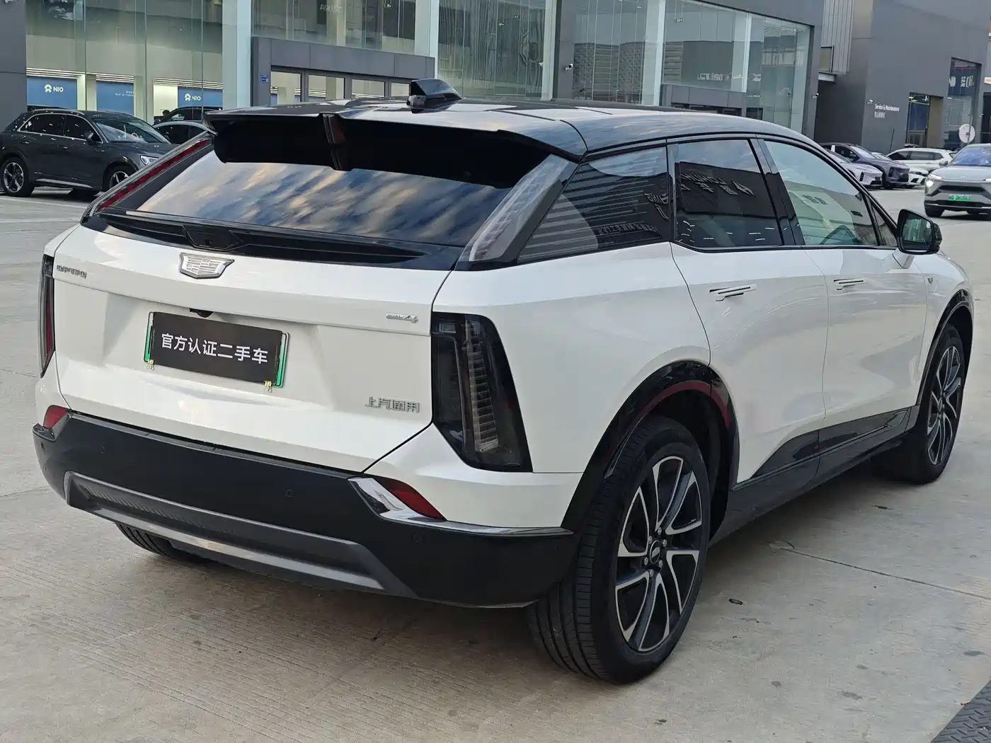 Cadillac IQ Ao Ge 2024 2024 AWD Long Range Edition