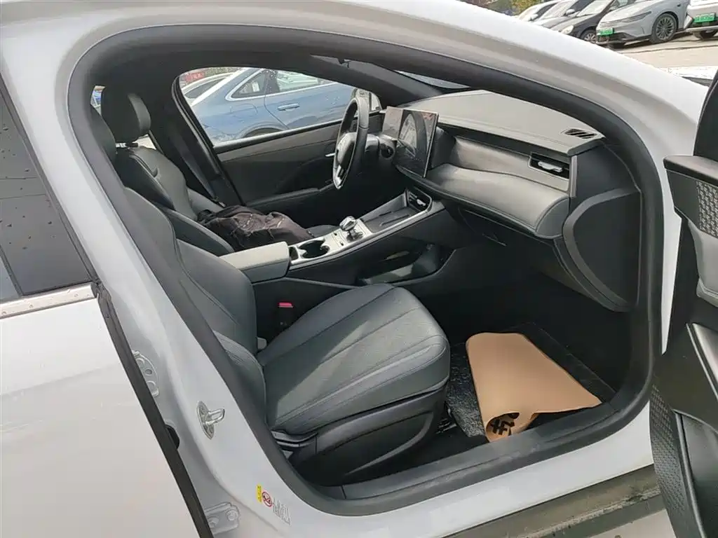 BYD Qin PLUS 2025 EV Smart Drive Edition 510KM Leading Type фото 25