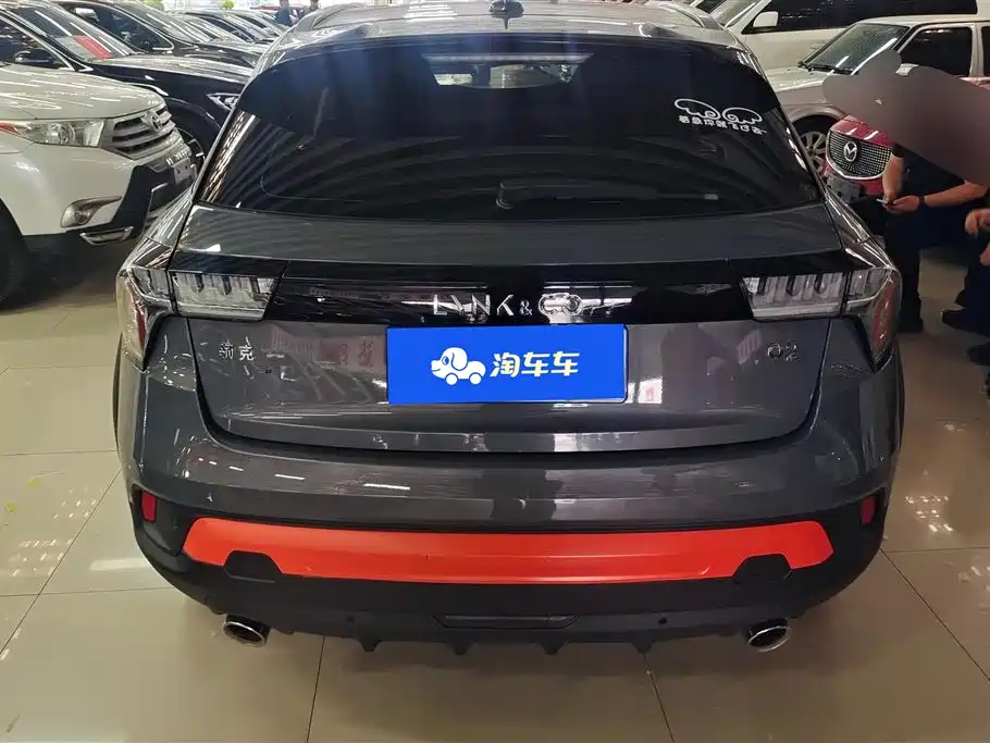 Lynk & Co 02 2019 1.5T DCT 2WD Shine Edition China VI фото 4