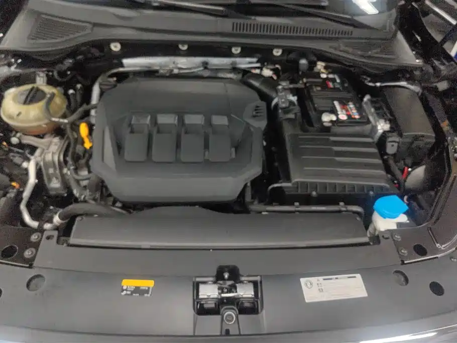 Volkswagen Passat 2020 Facelift 330TSI Luxury China VI фото 10
