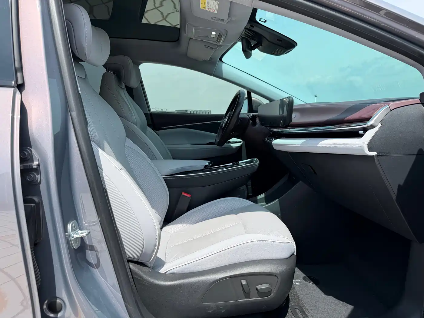 Buick E4 2023 Model Premium Edition фото 34