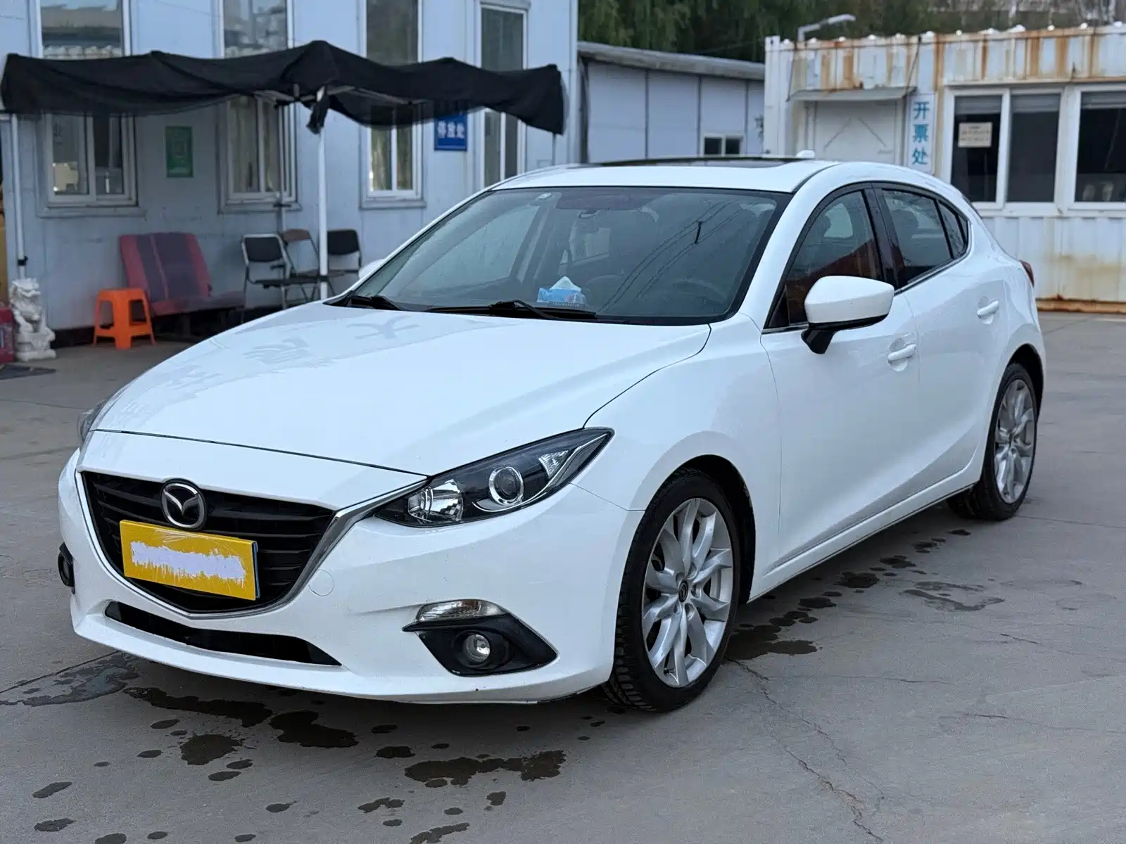 Photo 1 - Mazda Mazda 3