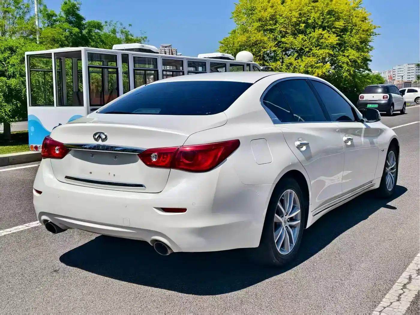 Infiniti Q50L 2017 2016 Model 2.0T Comfort Edition