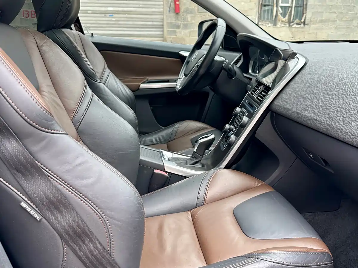 Volvo XC60 (Import) 2014 2014 T5 Wisdom & Elegance