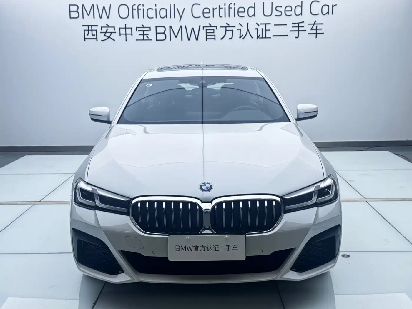 BMW 5 Series 2023 530Li Leading M Sport Package фото 2