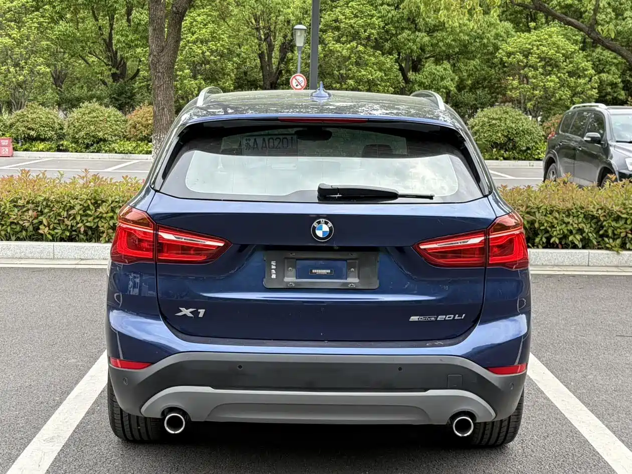 BMW X1 2019 sDrive20Li Leading Model фото 12