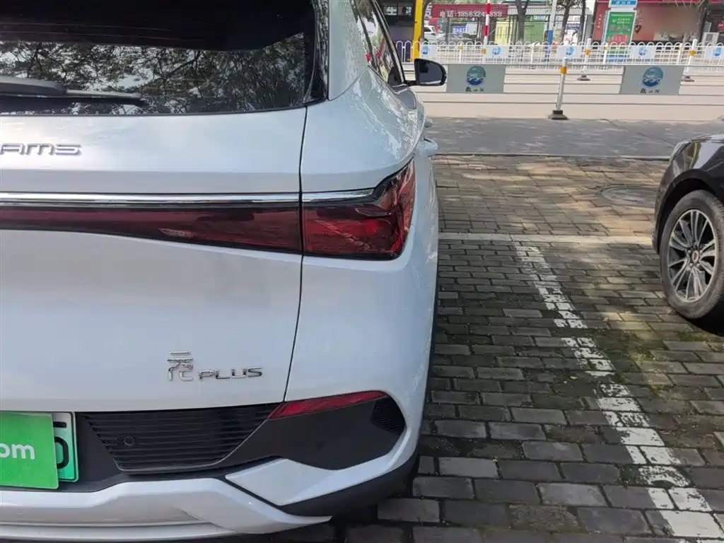 BYD Yuan PLUS 2022 510KM Premium фото 8