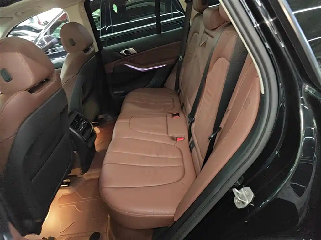 BMW X5 (Import) 2020 xDrive30i M Sport Package фото 17