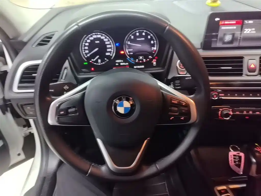 BMW 1 Series 2019 118i Fashion Edition фото 11