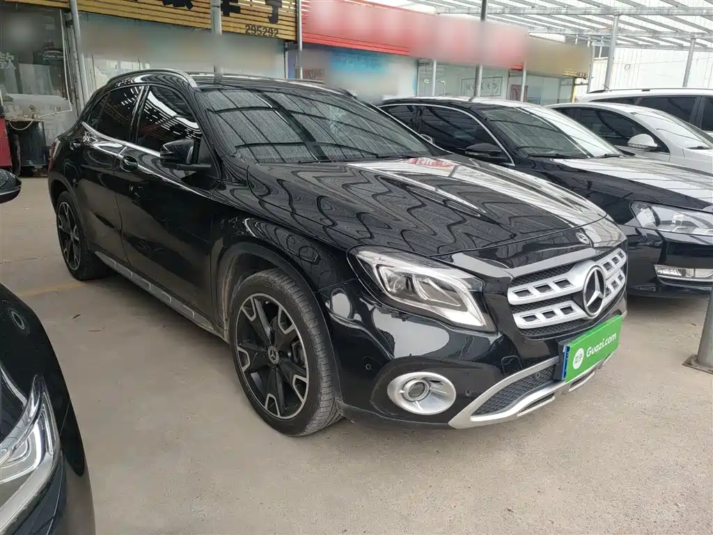 Mercedes-Benz GLA 2017 GLA 220 4MATIC Fashion фото 25