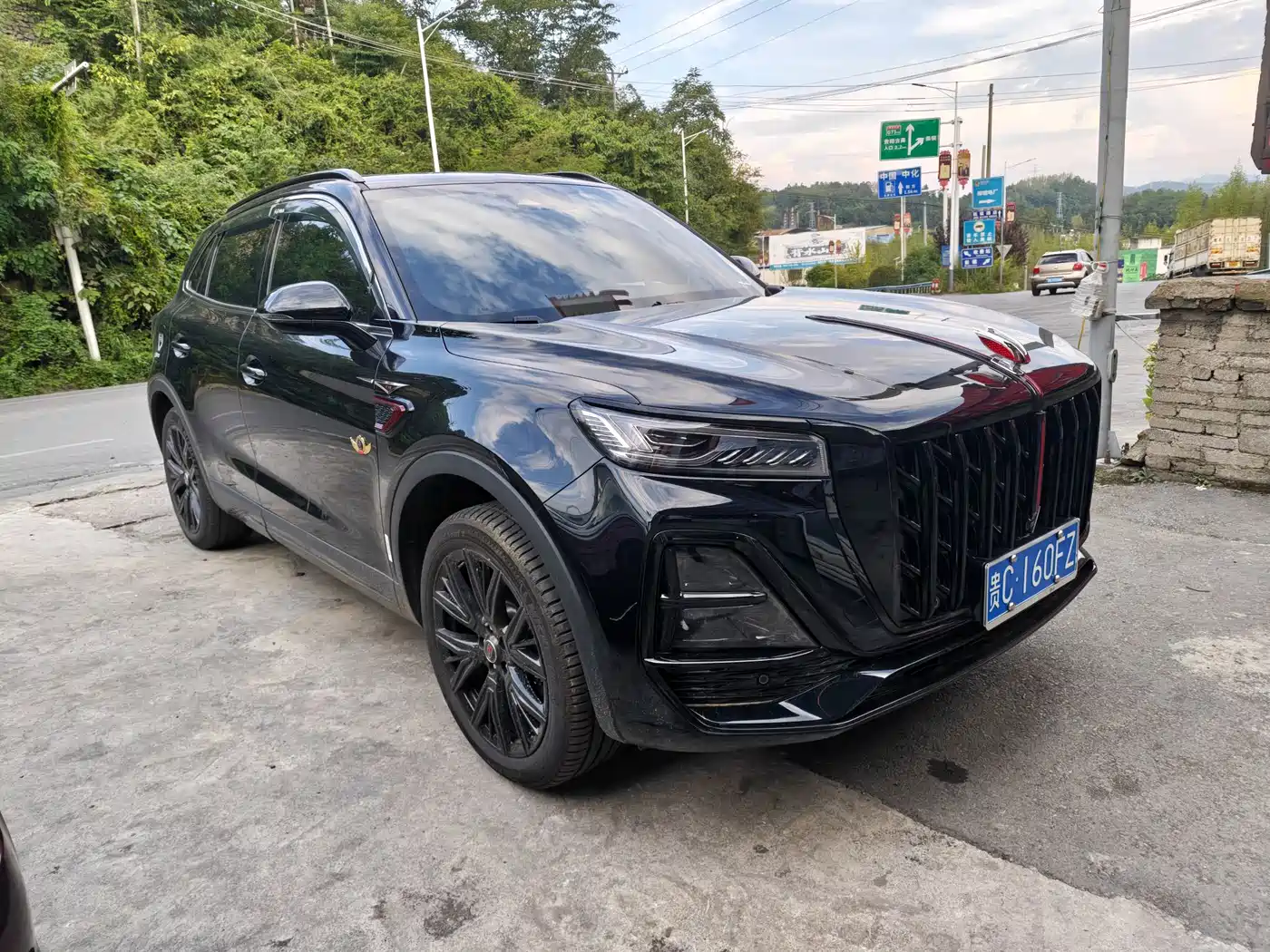 Hongqi HS5 2025 2025 2.0T AWD Mystic Shadow Edition