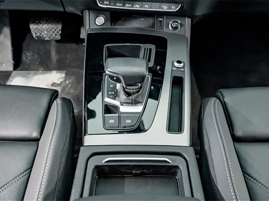 Audi Q5L Sportback 2021 40 TFSI Fashion фото 14