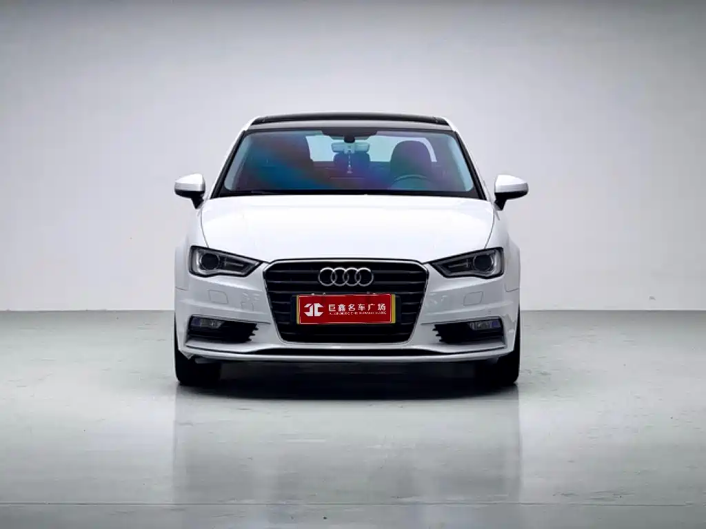 Фото 2 - Audi A3