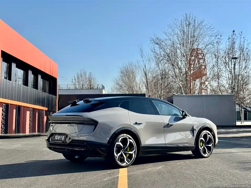 LOTUS SPORTS CAR ELETRE