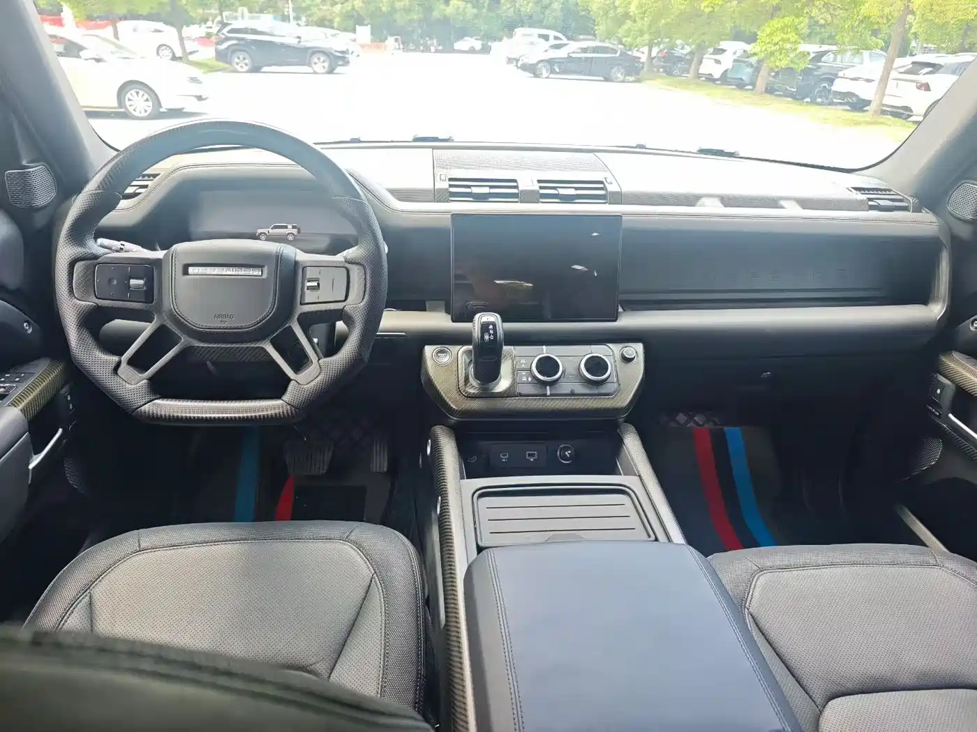 Land Rover Defender 2023 Facelift 110 3.0T P400 X фото 9
