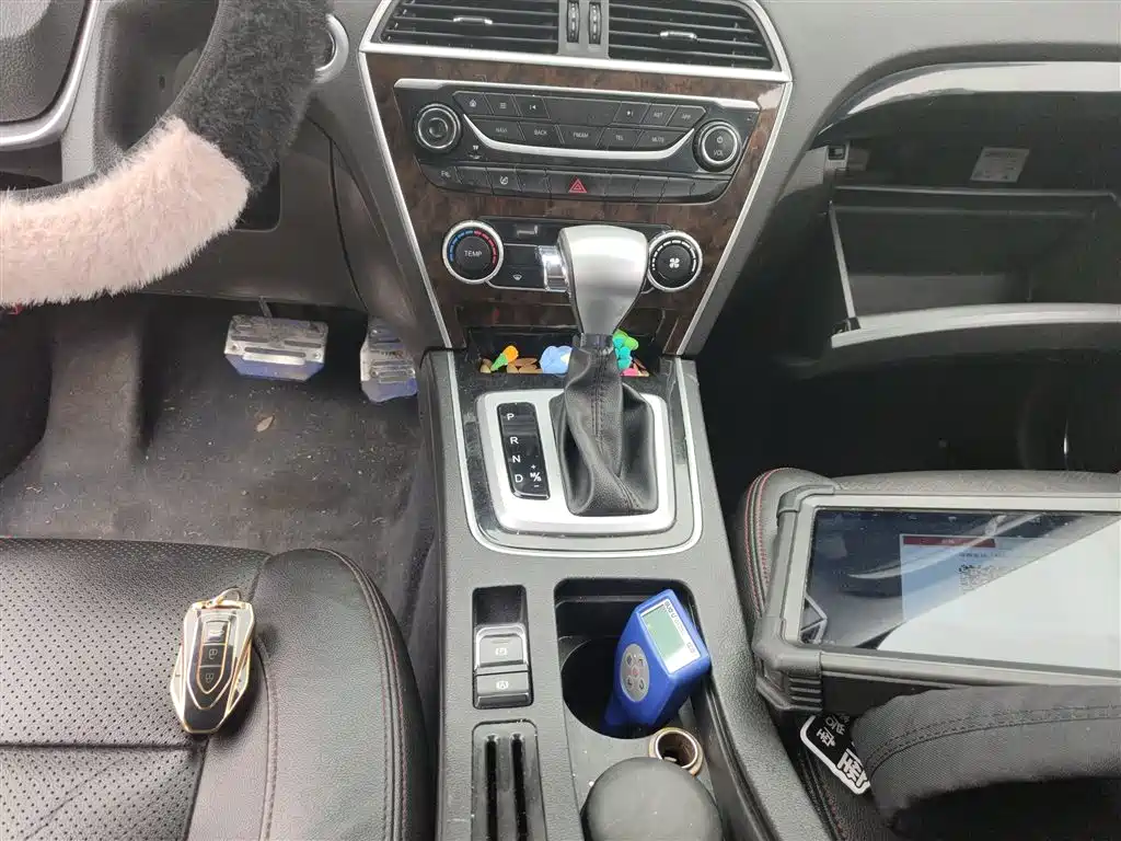 Leopaard CS10 2017 2017 Model 2.0T Automatic Luxury Edition