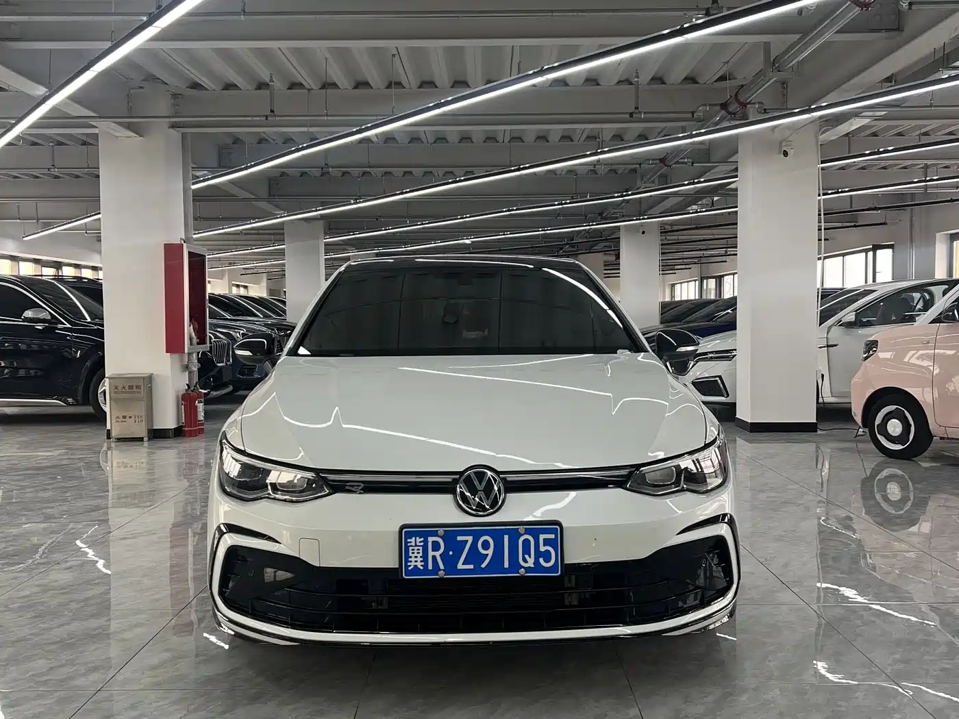 Volkswagen Golf 2023 Facelift 280TSI DSG R-Line Lite фото 2