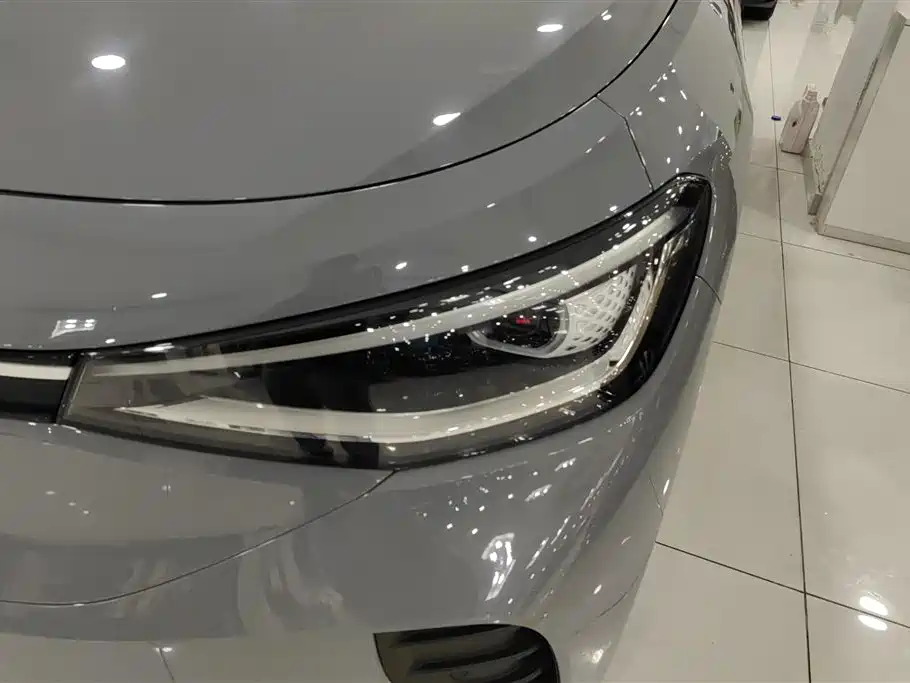 Volkswagen ID.4 CROZZ 2022 Standard Range PURE Edition фото 5