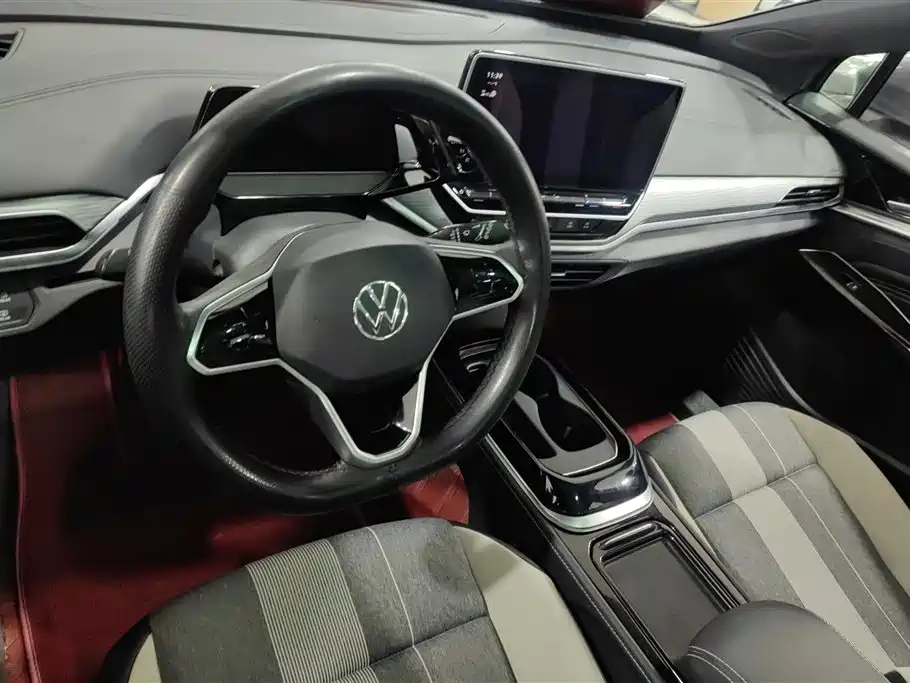 Volkswagen ID.4 CROZZ 2022 Standard Range PURE Edition фото 12