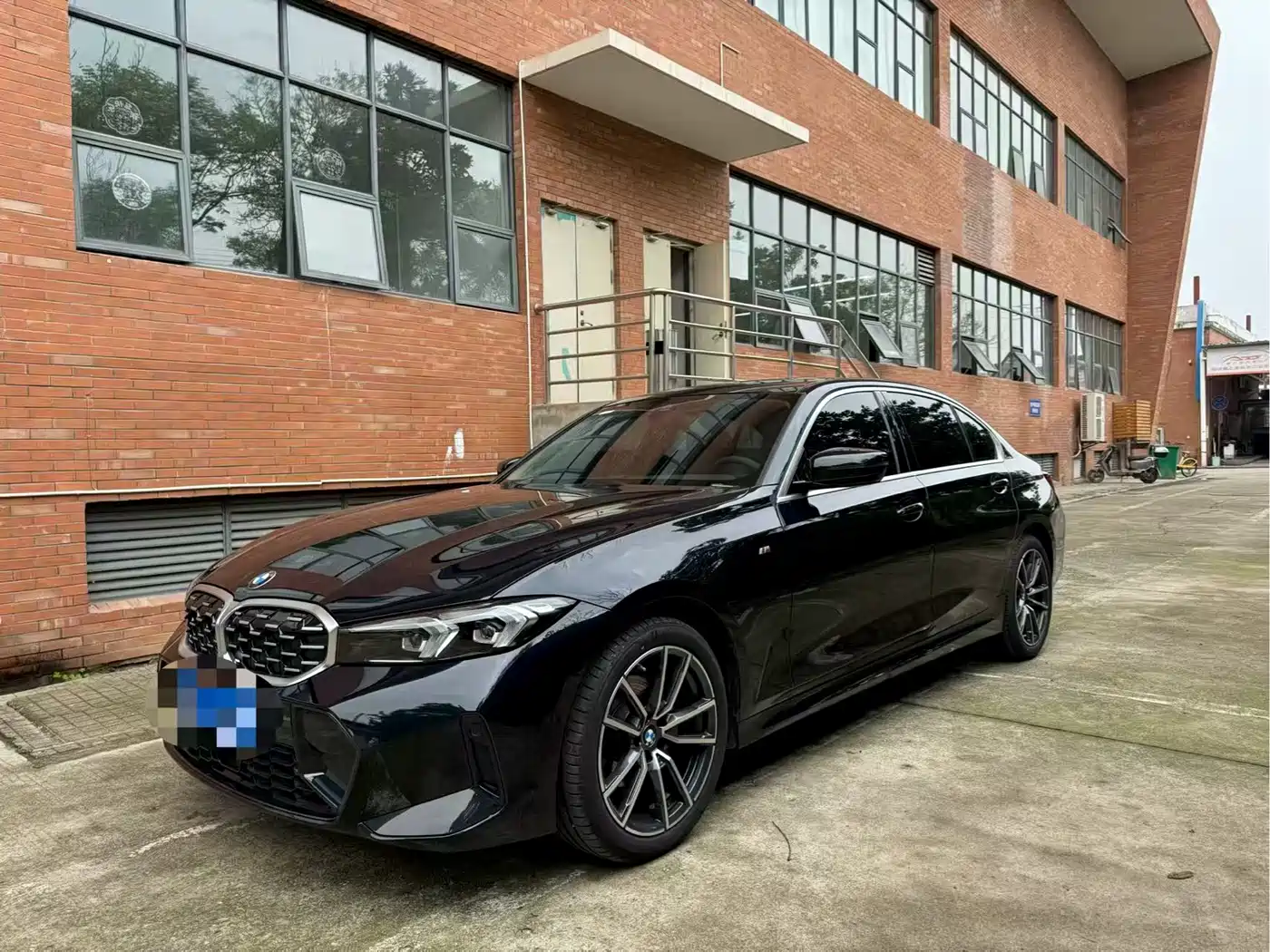 BMW 3 Series 2025 325Li M Sport Package