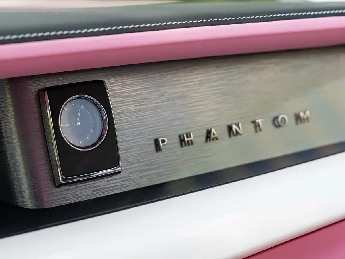 Фото 18 - Rolls-Royce Phantom