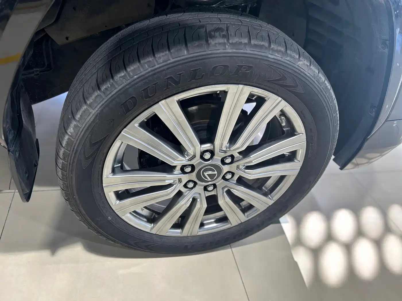 Lexus LX 2025 700h VIP World Edition фото 4
