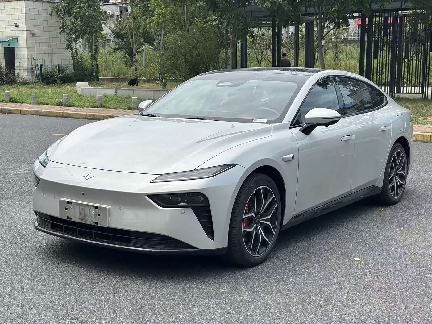 Dongfeng Yipai eπ007