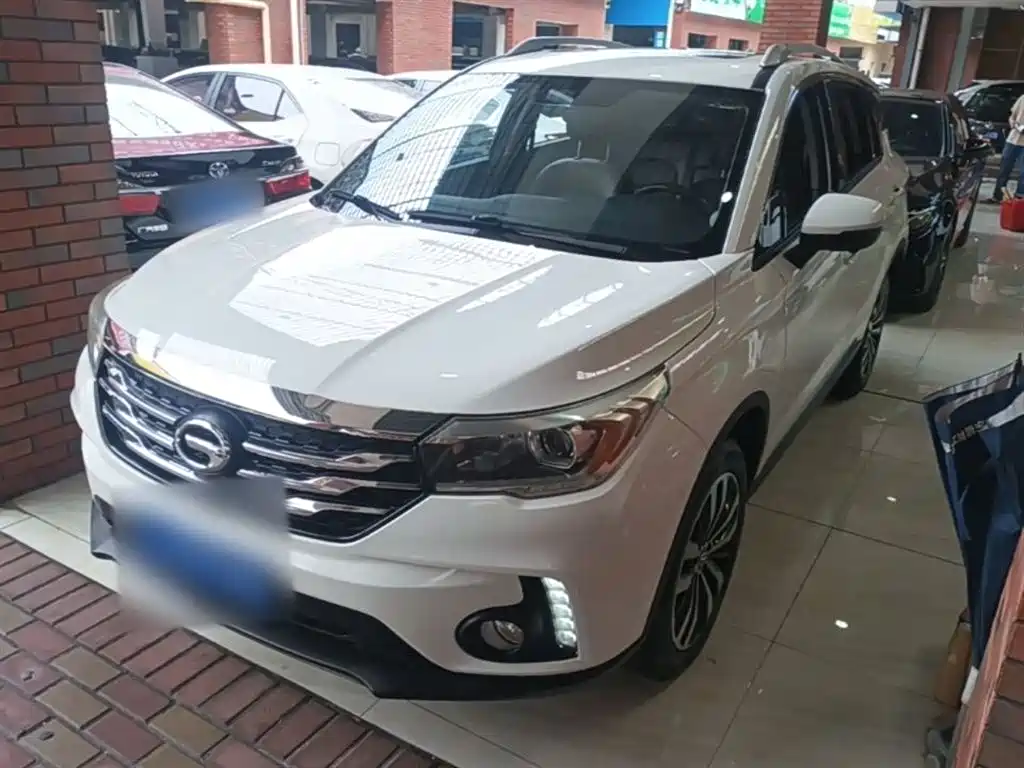 GAC Trumpchi Trumpchi GS4 2017 235T Automatic 2WD Luxury Smart Connected Edition фото 2