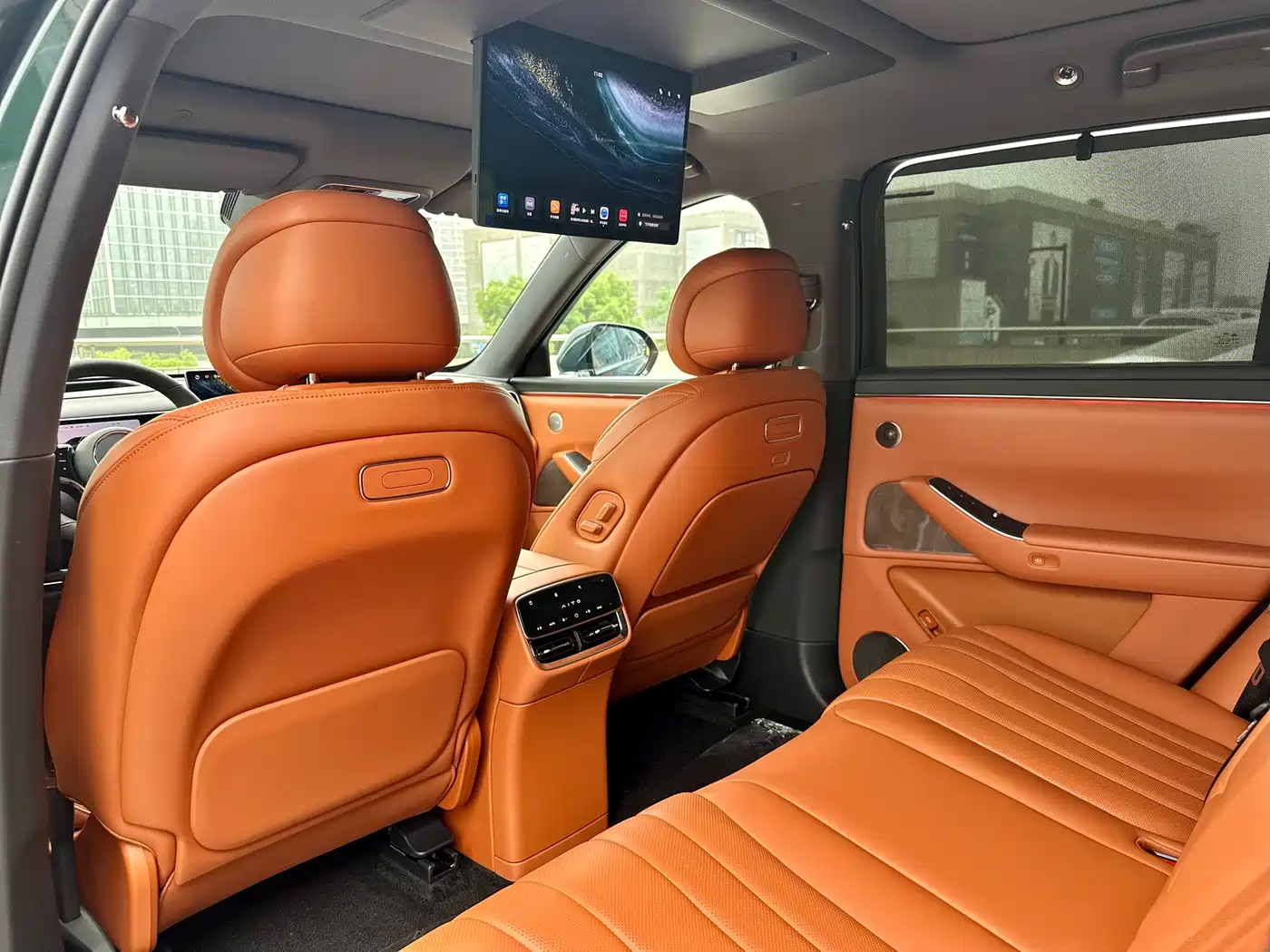 AITO Wenjie AITO M7 2026 Extended Range Ultra AWD 5-Seater фото 9