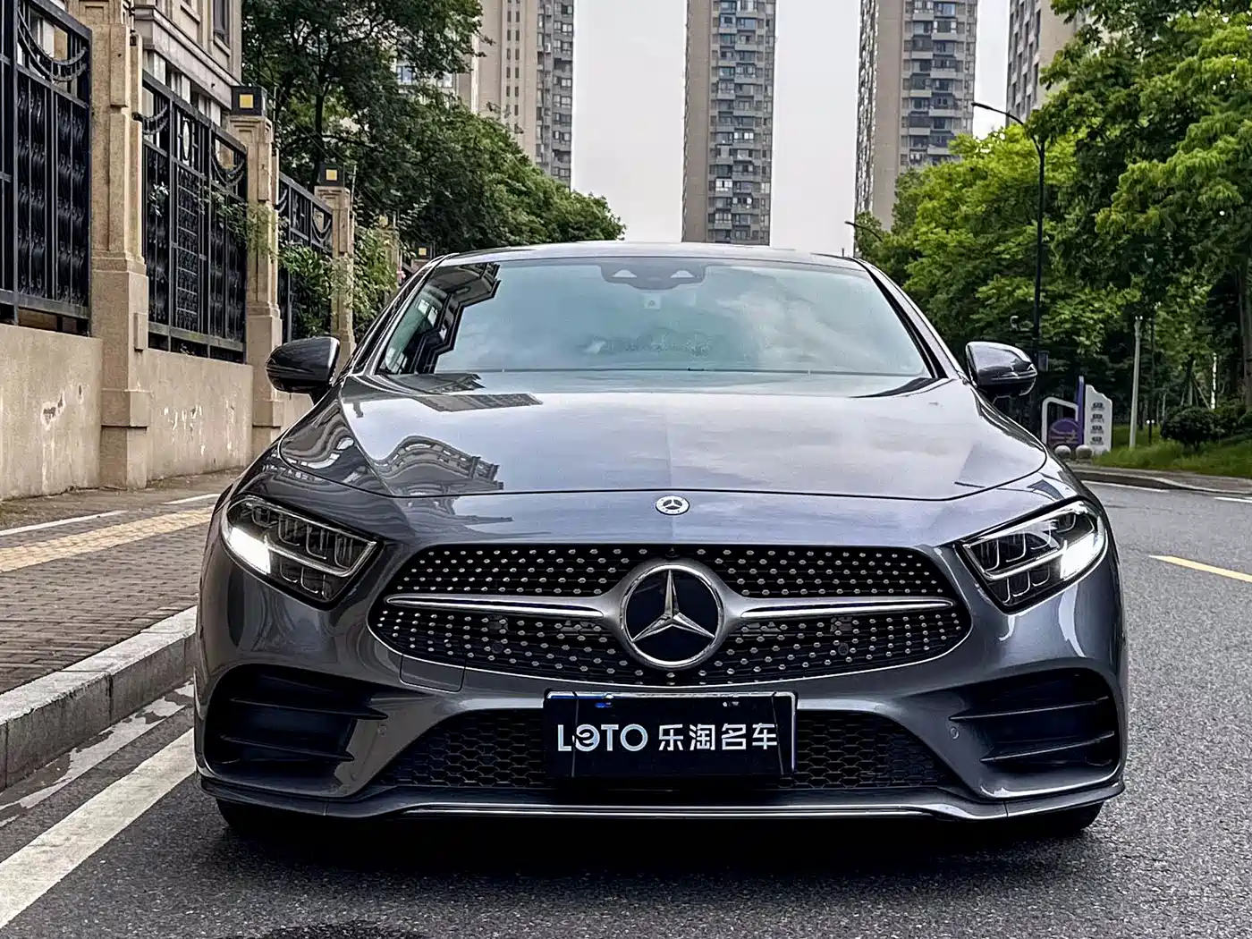 Mercedes-Benz CLS 2018 CLS 300 Luxury фото 2