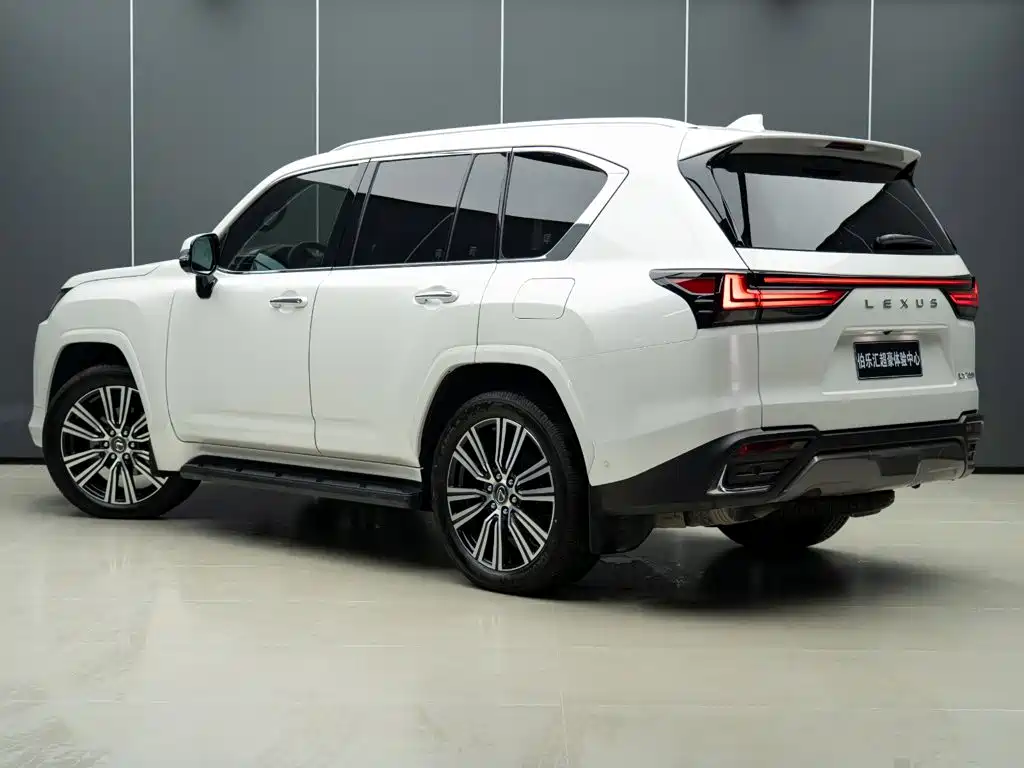 2026 Lexus LX