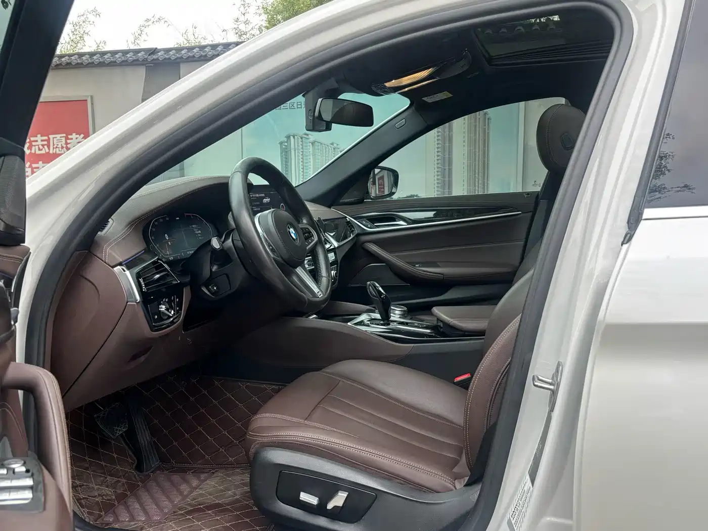 BMW 5 Series 2020 525Li M Sport Package фото 7
