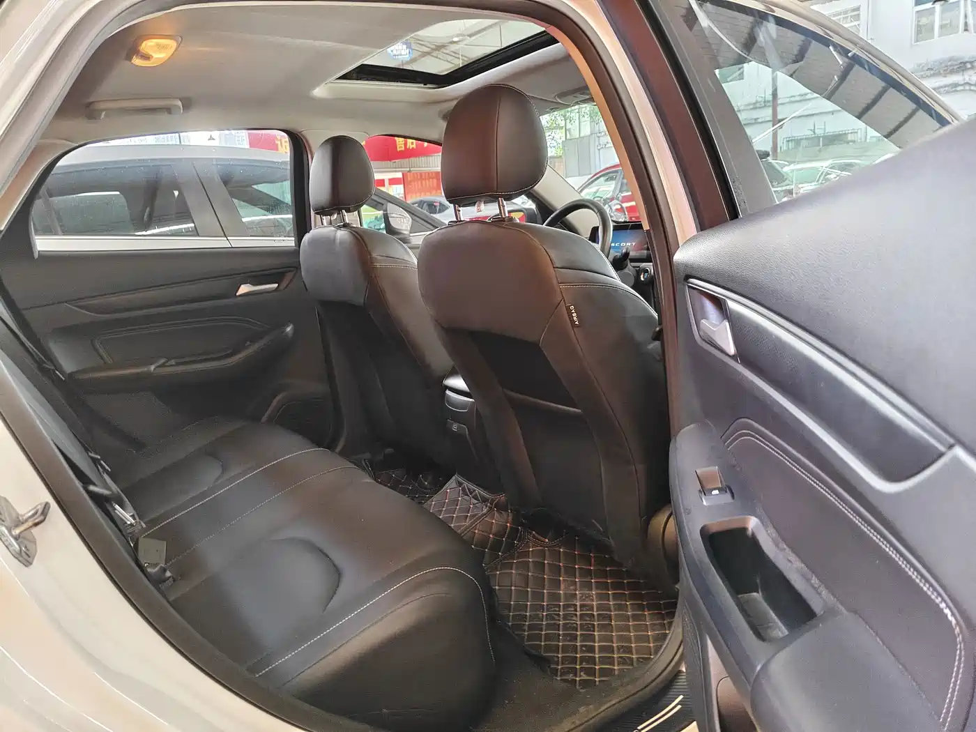 Ford Escort 2022 2021 1.5L Automatic Diamond Edition
