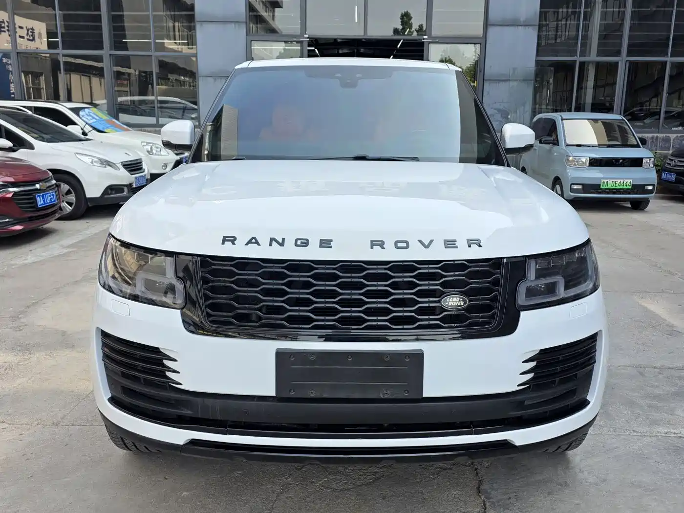 Фото 2 - Land Rover Range Rover