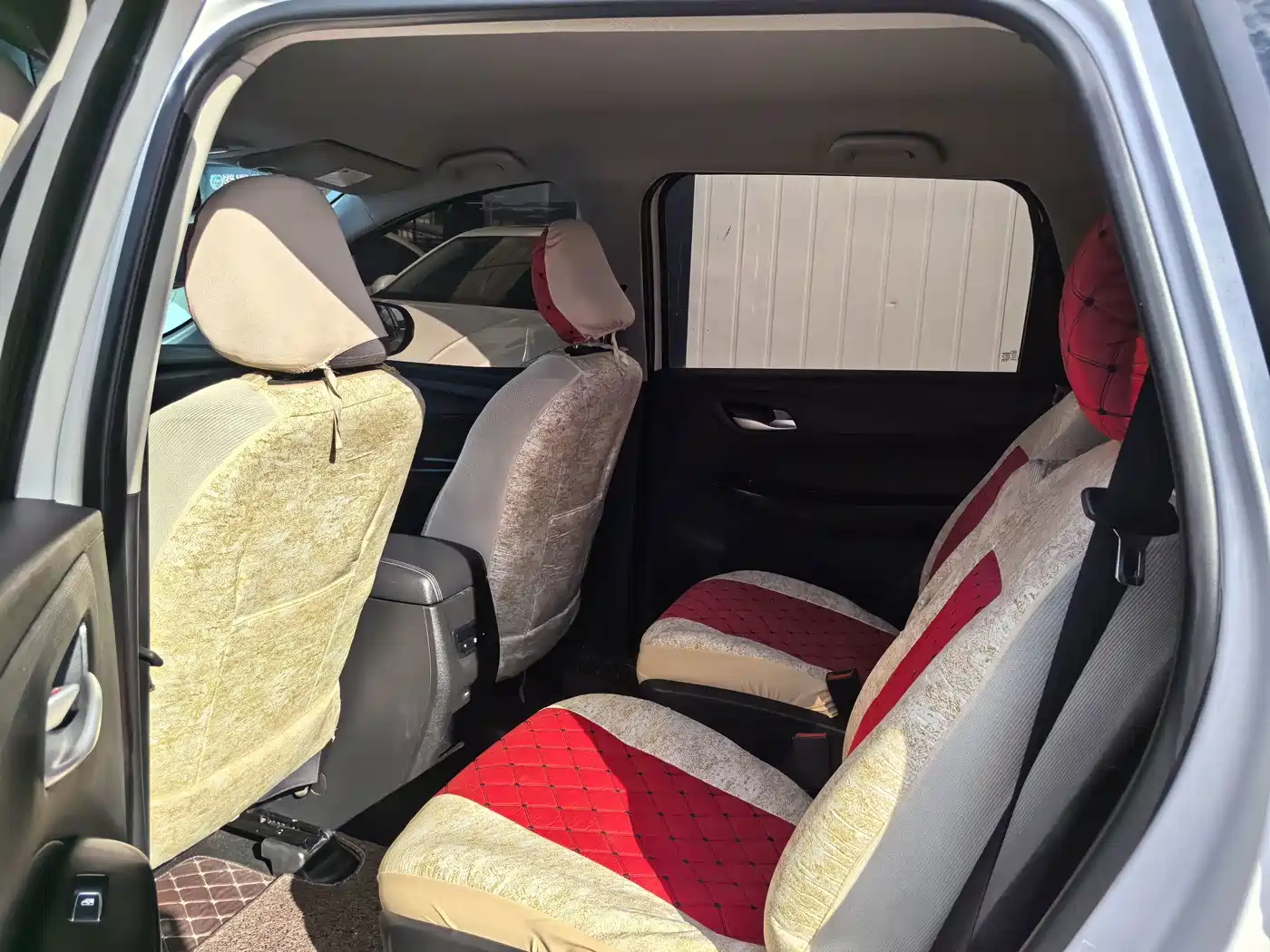 Baojun 730 2019 2019 1.5T CVT Fashion 7-Seater China V