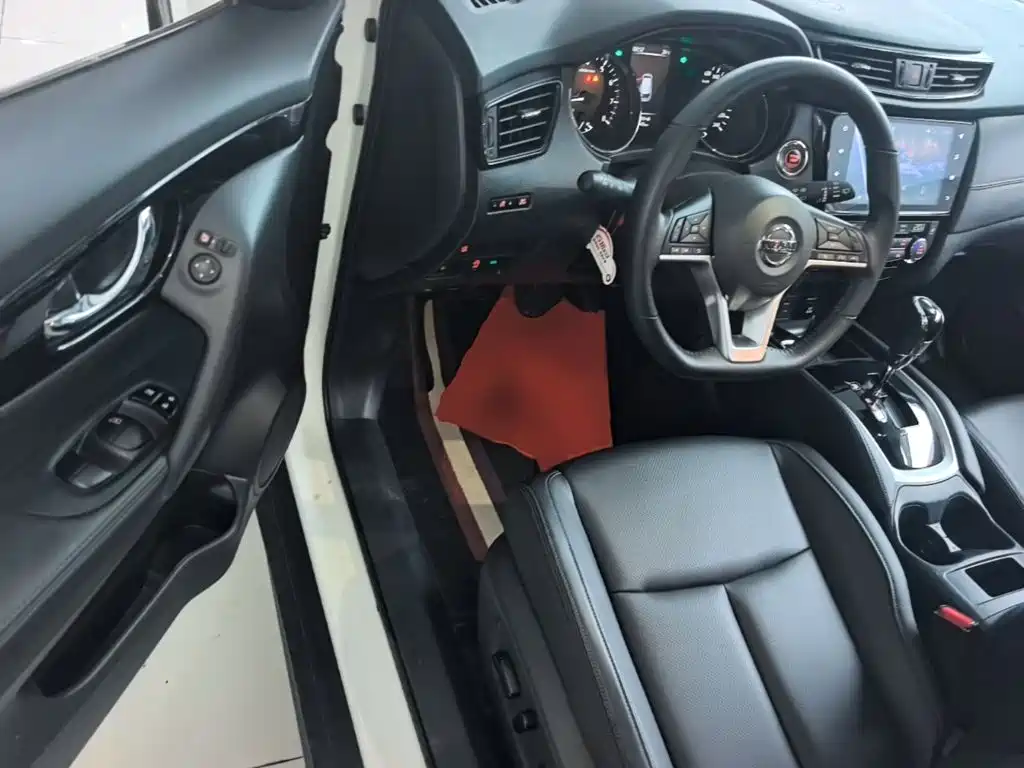 Nissan X-Trail 2025 2023 Classic 2.0L 2WD Smart Premium Edition