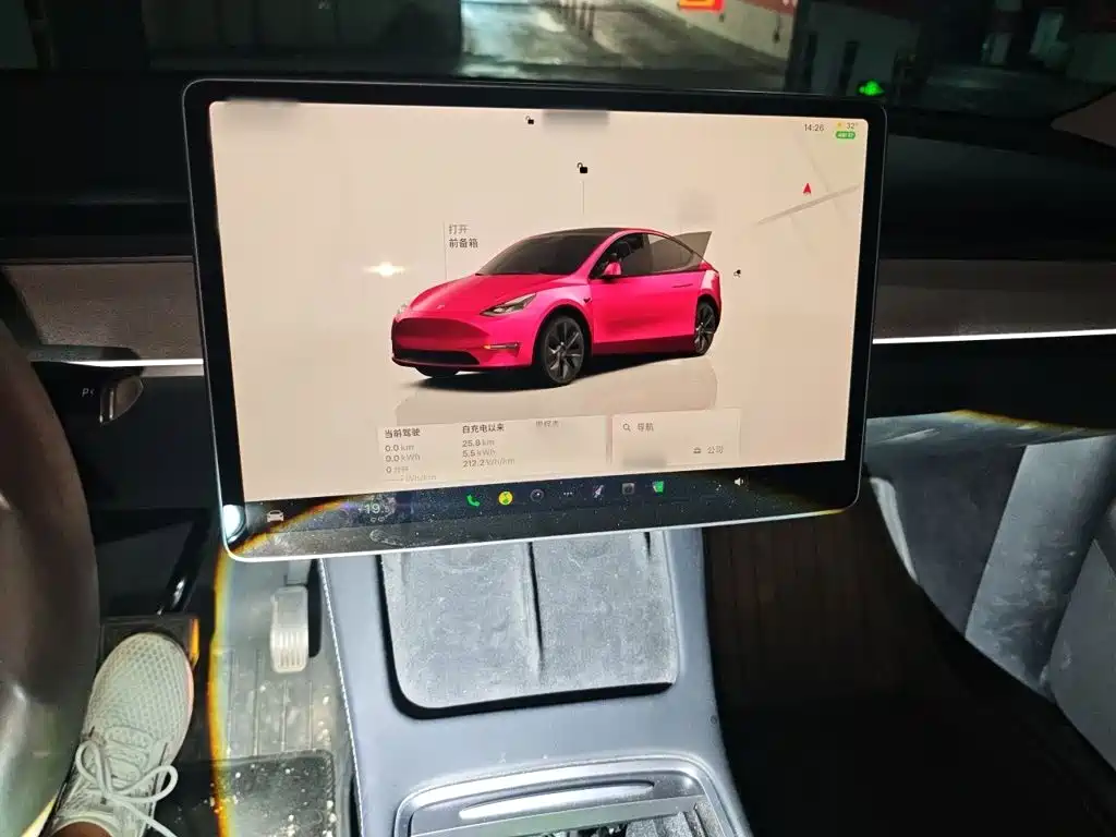 Фото 6 - Tesla Model Y