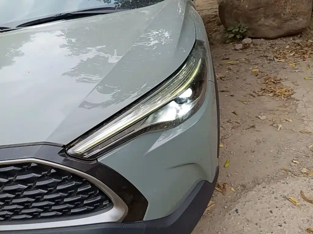 Фото 24 - Toyota Corolla Cross