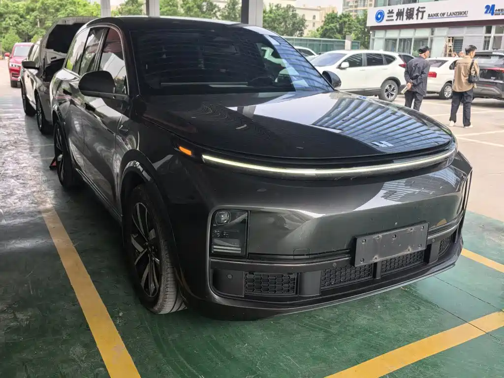Li Auto L8 2023