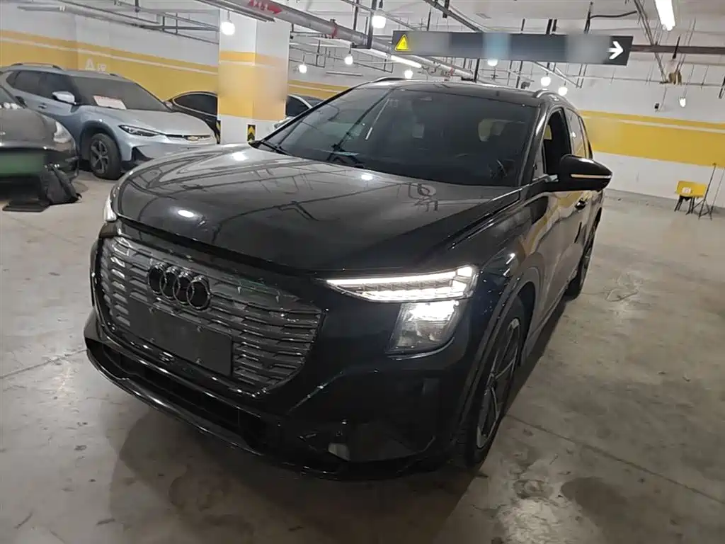 Audi Q5 e-tron 2023 40 e-tron Starlight Edition Brocade Package