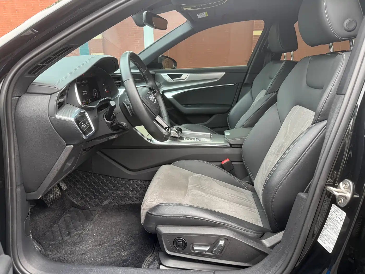 Audi A6L 2023 40 TFSI Luxury Dynamic фото 5