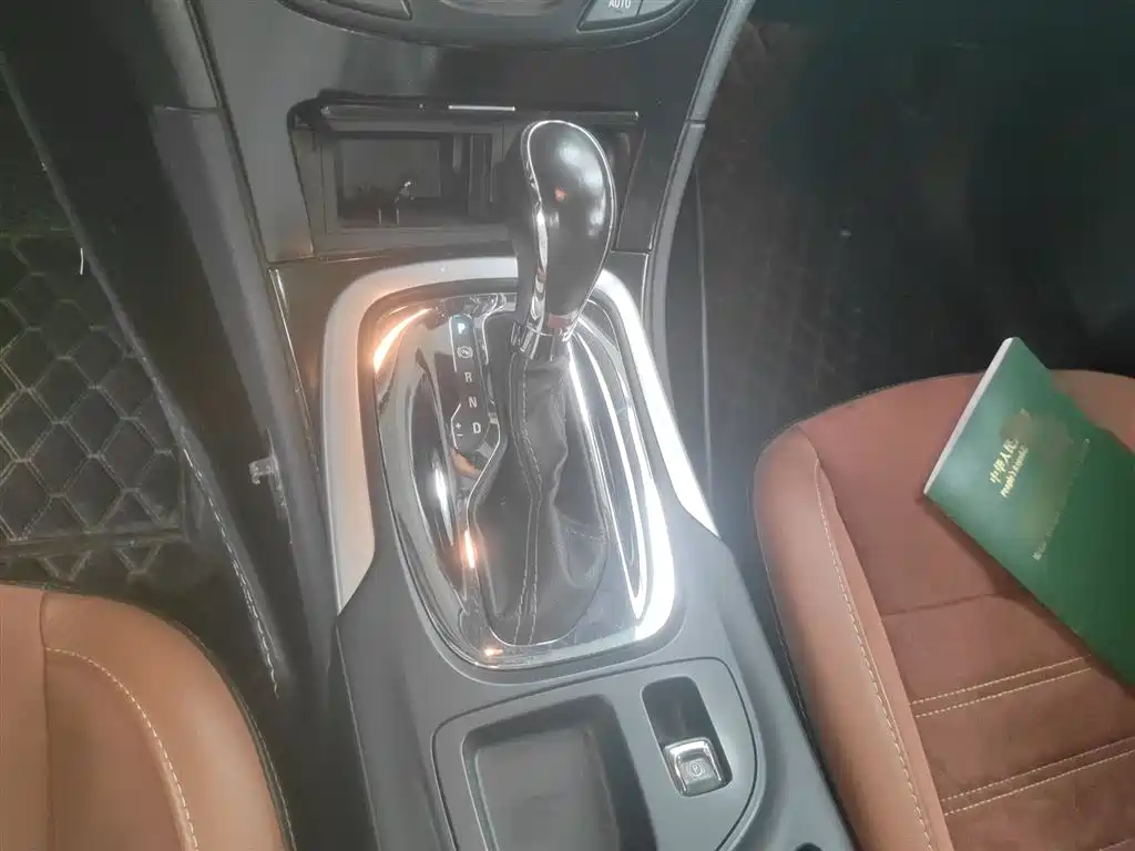 Buick Regal 2015 1.6T Elite Tech Edition фото 7