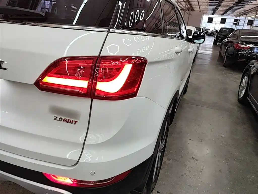 Haval H6 Coupe 2015 Model Blue Label 2.0T Automatic 2WD Elite фото 8